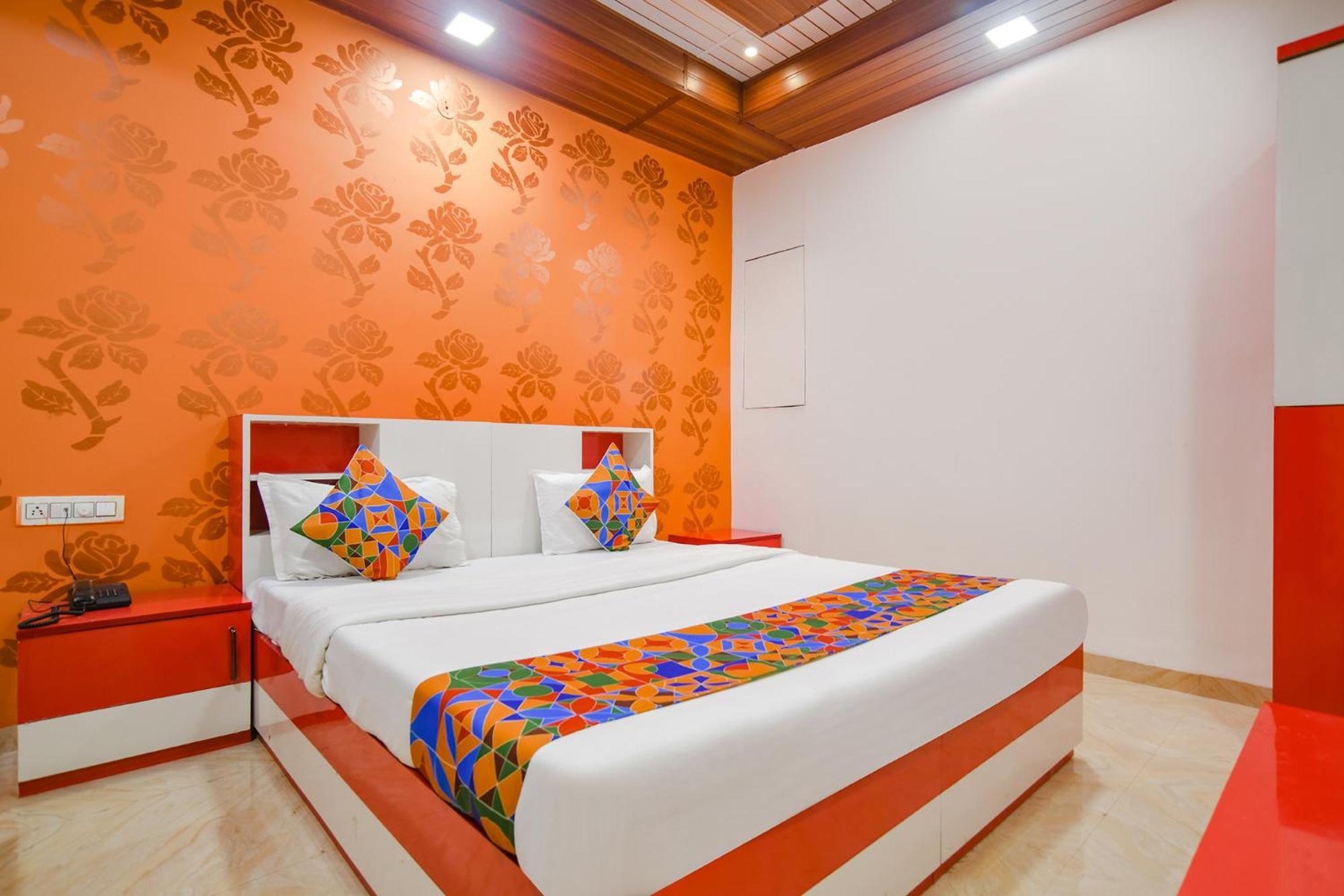 Fabhotel Dream Paradise Indore Exterior photo